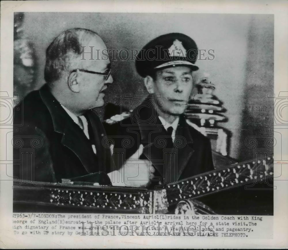 1950 Press Photo Vincent Auriol in Golden Coach with King George of England - Historic Images