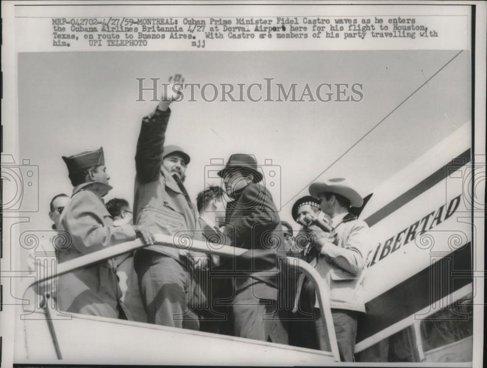 1956 Press Photo Fidel Castro Waves as he Enter the Cubana Airlines Britannia - Historic Images
