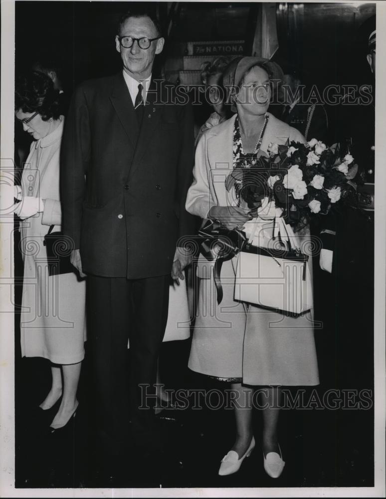 1963 Press Photo Prince Knud, Princess Mathilda of Denmark at Logan Airport - Historic Images