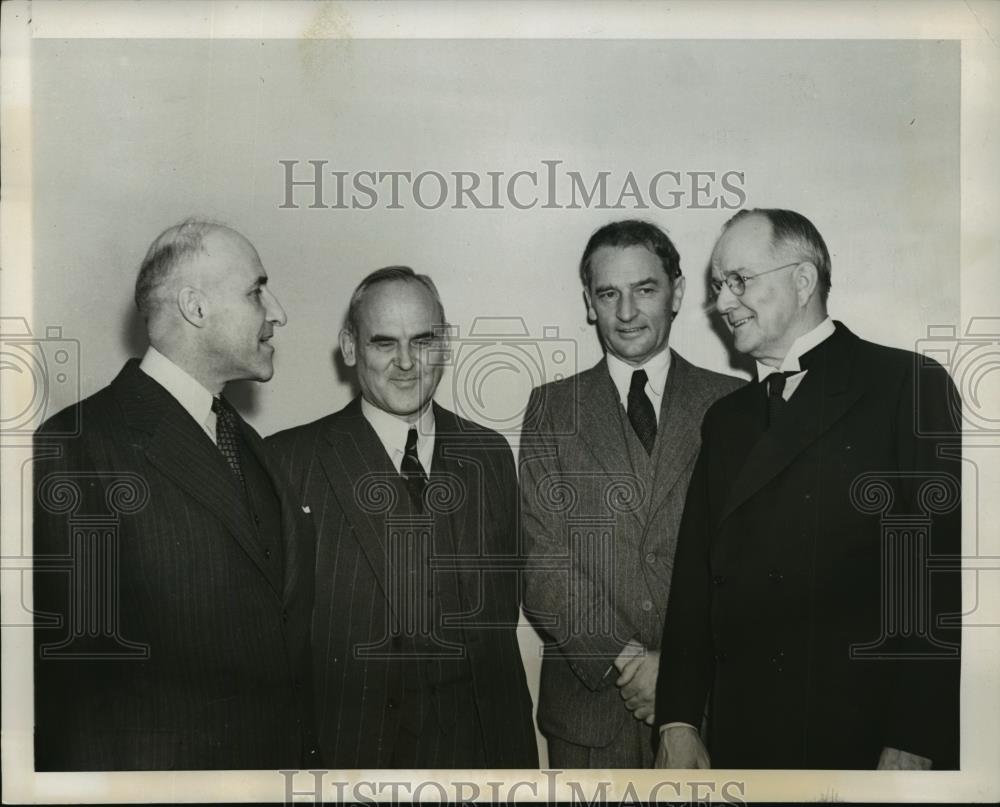 1939 Press Photo New York Canadian officials attend airport dedication NYC - Historic Images