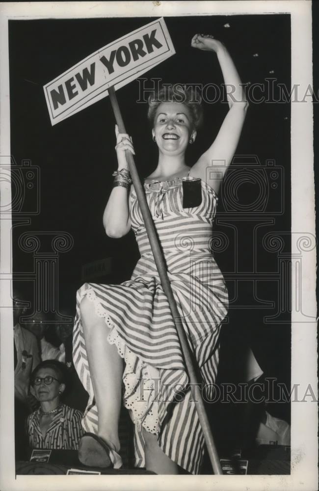 1948 Press Photo Virginia Bell Jack raises her state&#39;s banner - nef60434 - Historic Images