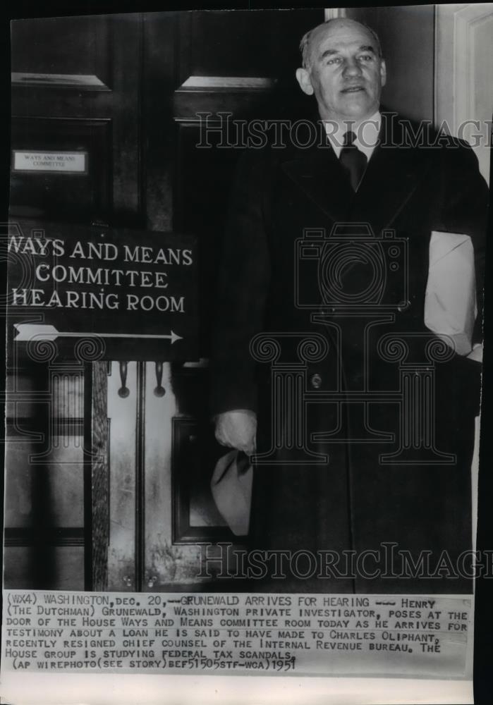 1951 Press Photo Henry (The Dutchman) Grunewald arrives for Subcommittee hearing - Historic Images