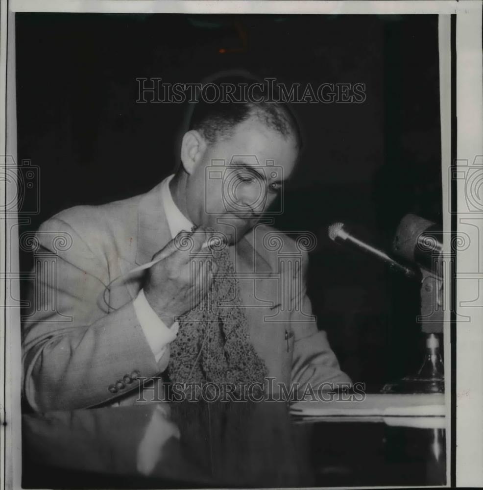 1954 Press Photo Eugene V. Dennett and Will Parry - spw02820 - Historic Images