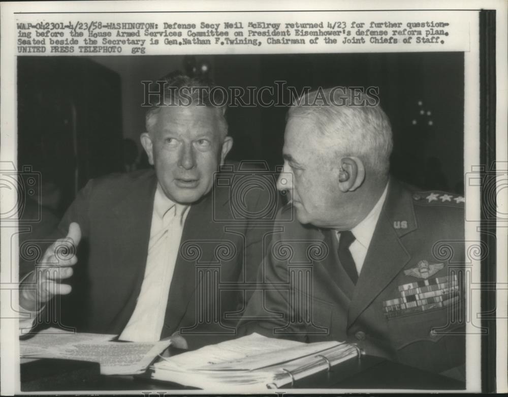 1958 Press Photo McElroy returns for further questioning on defense reform plan - Historic Images