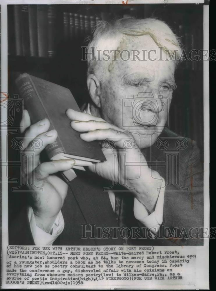 1958 Press Photo Robert Frost is consultant to Library of Congress - spw02566 - Historic Images