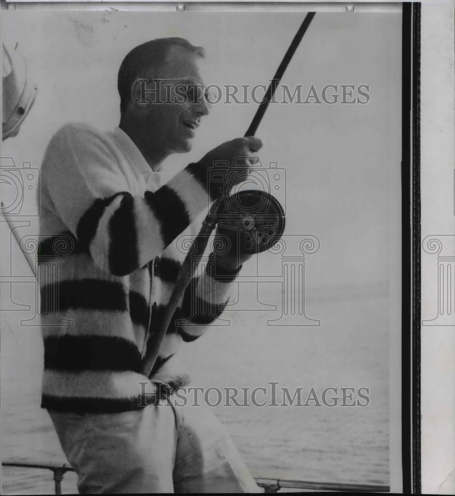 1965 Press Photo Dan Evans fishing - spw02538 - Historic Images