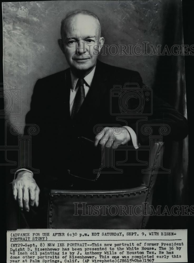 1967 Press Photo Portrait of former President Eisenhower at the White House - Historic Images