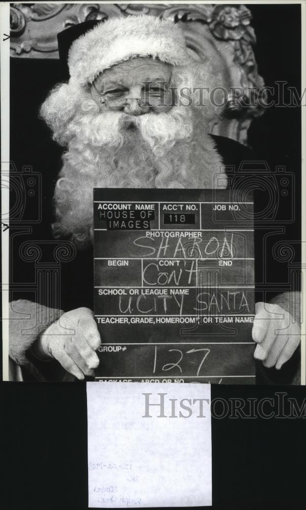 1983 Press Photo Santa Claus doing fine in Spokane, no difficulty finding work - Historic Images