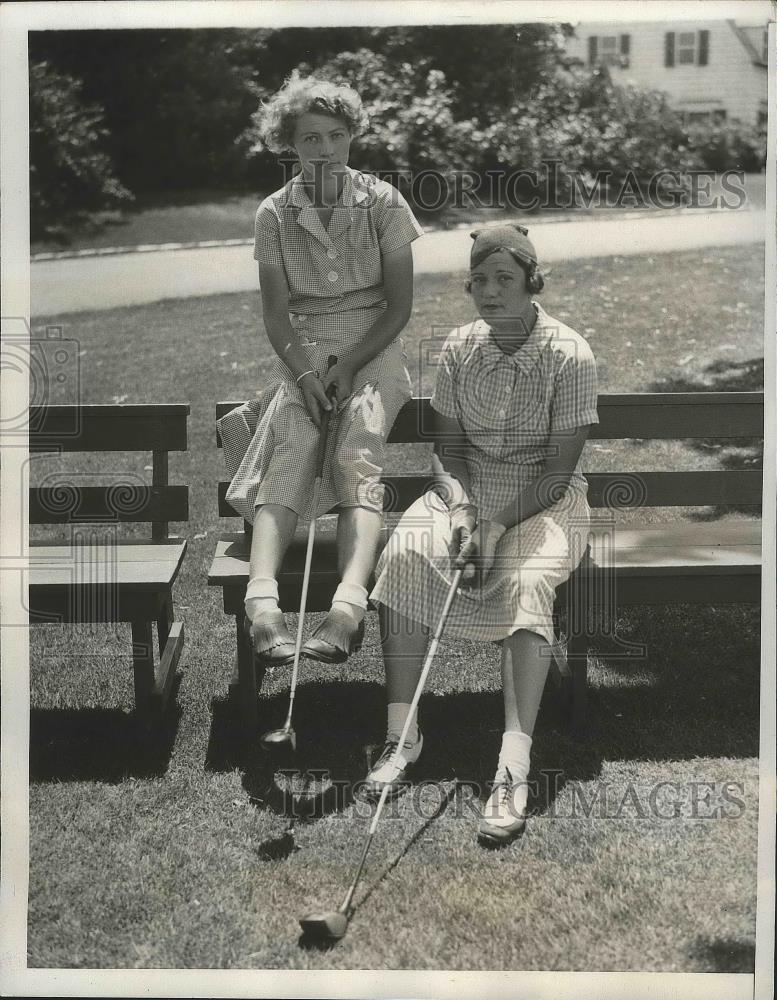 1933 Press Photo Ms Marion Ball & Ms Barbara Stoddard Took Part in Women's Golf - Historic Images