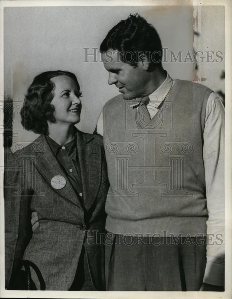 1937 Press Photo Golfer Ralph Guldahl &amp; Wife - neo01003 - Historic Images