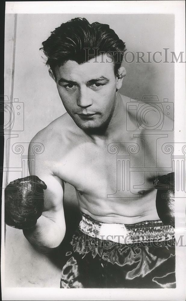 1954 Press Photo Boxer Pierre Langlois - nef64200 - Historic Images