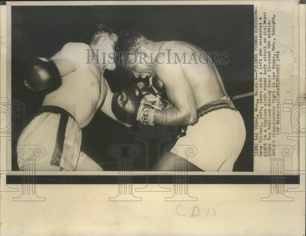 1961 Press Photo Gene Fullmer fight against Sugar Ray Robinson in Third round - Historic Images