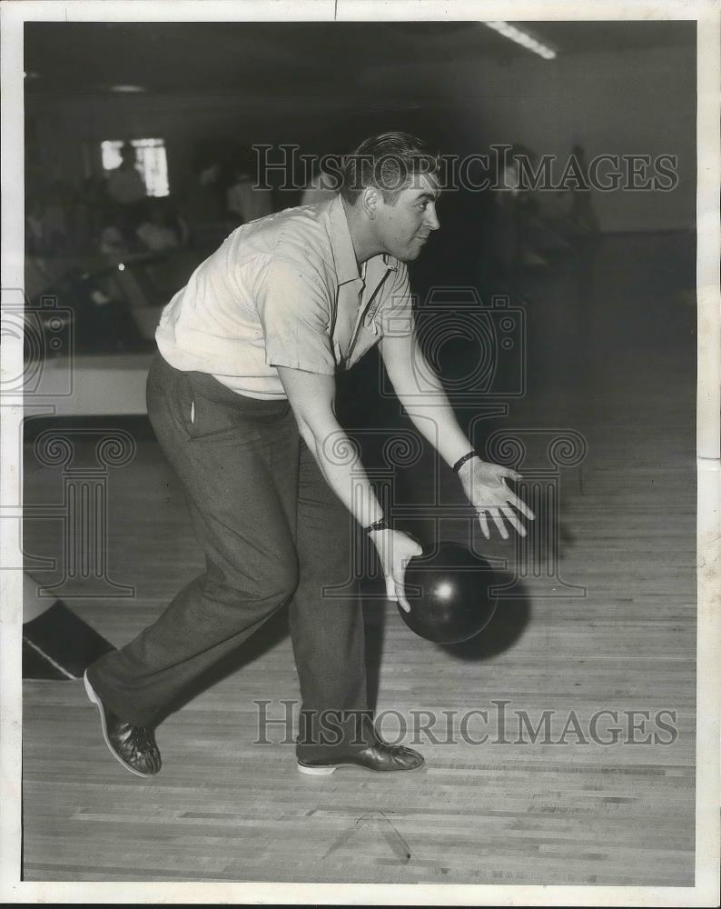 1962 Press Photo Nunzio &quot;Duke&quot; Avanzo at Bowling Semi-Finals - nef64064 - Historic Images