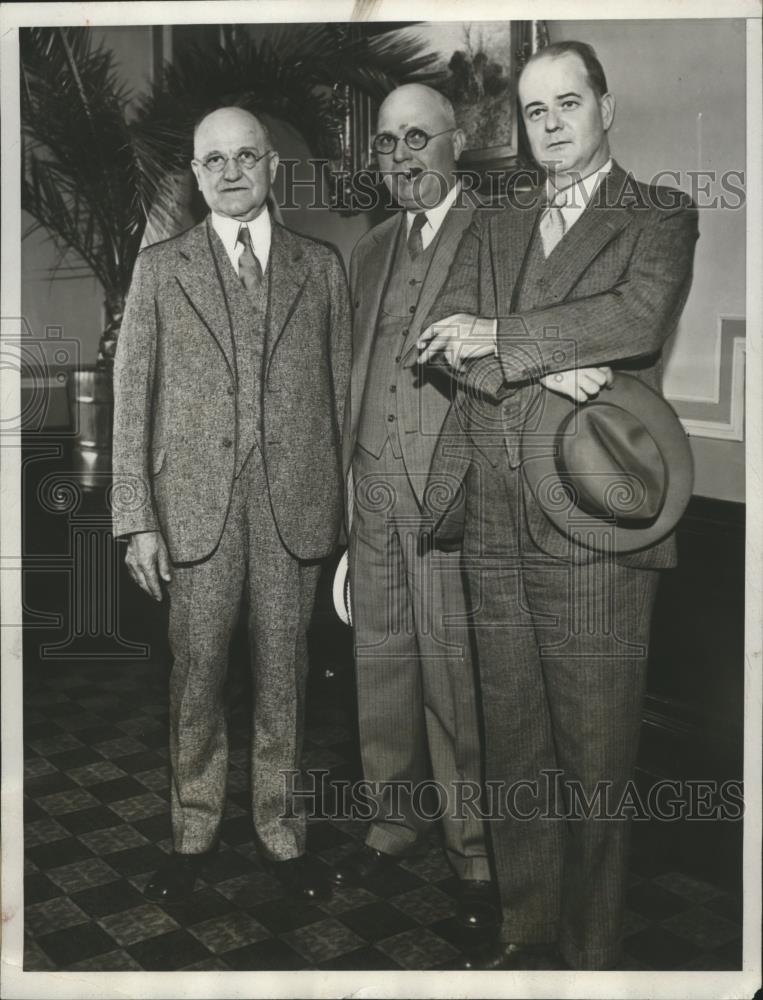 1932 Press Photo JT Rose, James Arnold, Clint Hager at Republican Convention - Historic Images