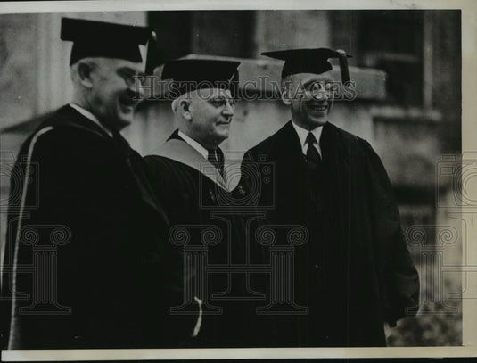 1934 Press Photo Dr Eugene A Gilmore Installed as Pres of University of Iowa - Historic Images