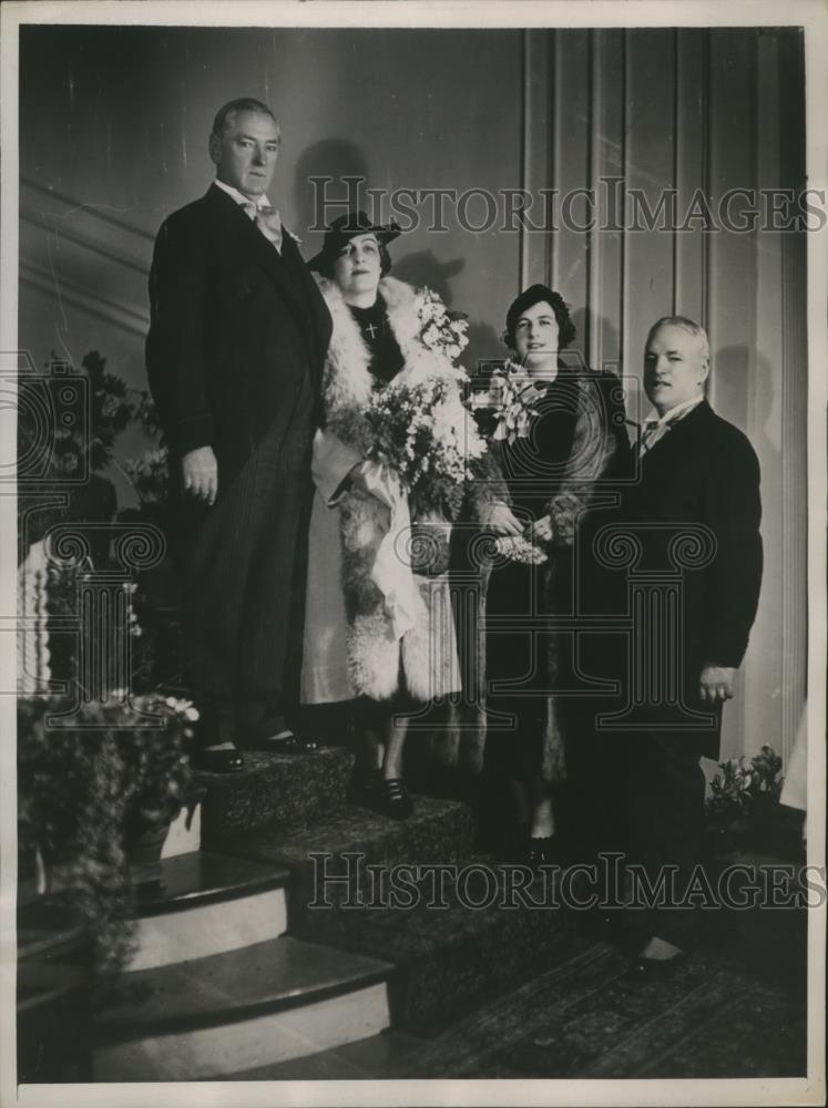 1937 Press Photo Gov.James Curley and Wife with Mrs.Webster E. Howard - Historic Images