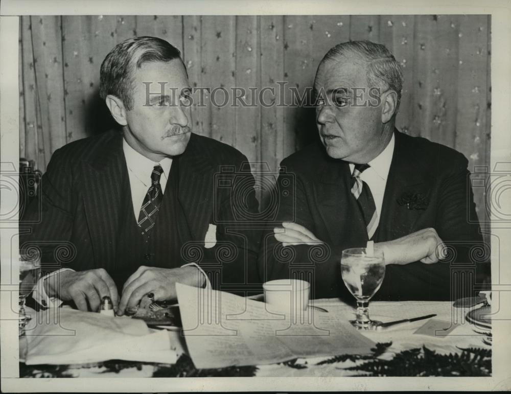 1937 Press Photo WW Aldrich, CM Chester at Associated Grocery Manufacturing Meet - Historic Images