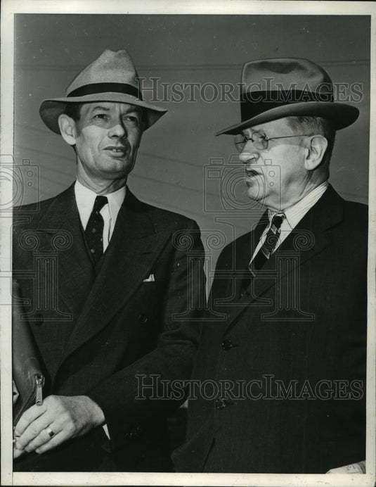 1938 Press Photo Harold L. Ickes as he met John R. Page in Los Angeles - Historic Images