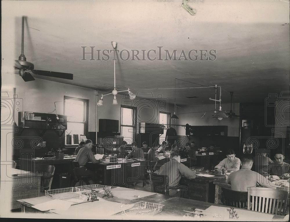 1920 Press Photo US Marine Institute of Learning Examination Room, Washington - Historic Images