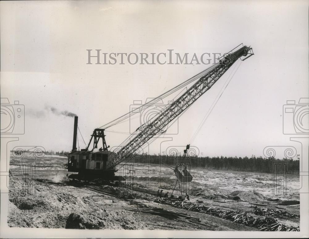 1936 Press Photo Florida Ship Canal Construction at Lewis and Chambers Camp - Historic Images