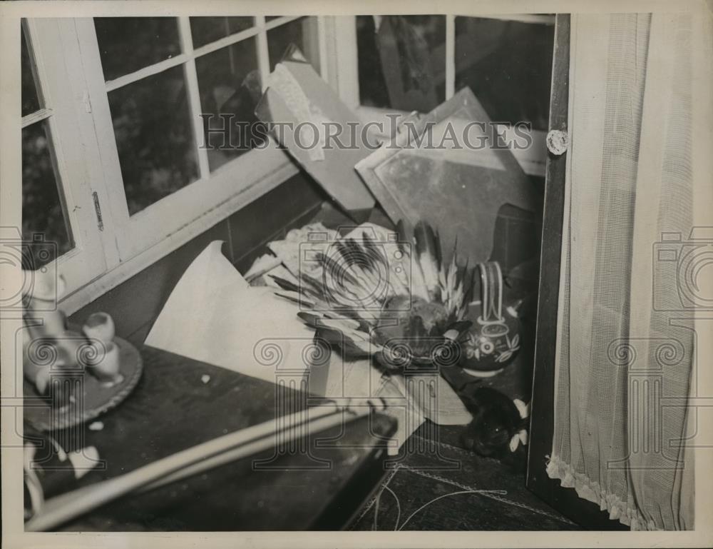 1936 Press Photo Condition of apartment occupied by Marion Zioncheck - nef60789 - Historic Images