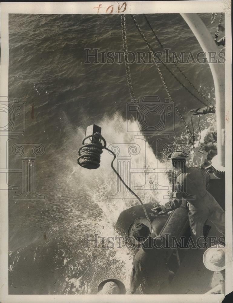 1939 Press Photo US Navy Drops 40-Inch Mine - nef64431 - Historic Images