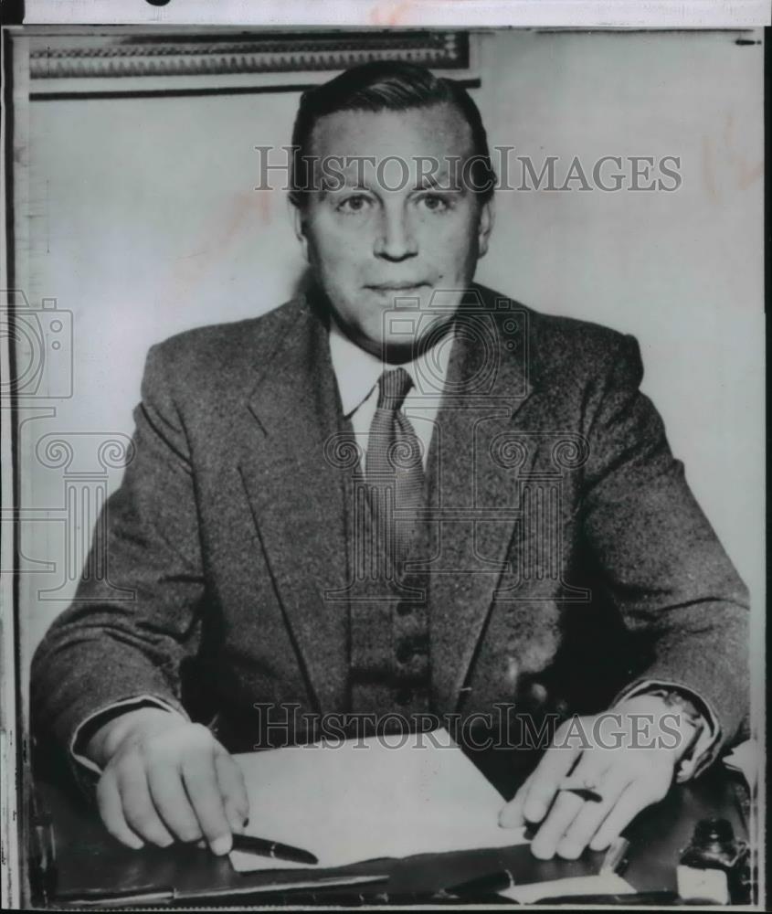 1955 Wire Photo Dr. Otto John posing in his desk in Bonn, Germany - spw02727 - Historic Images