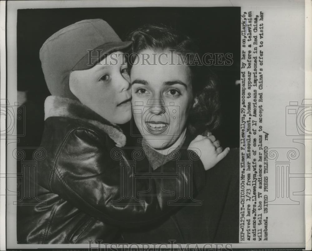 1955 Press Photo Mrs. Elmer F. Llewellyn &amp; Son Clark, Family of China POW - Historic Images