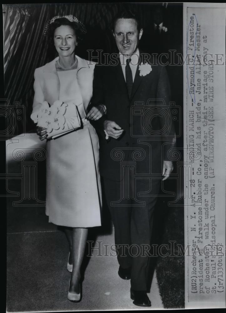 1962 Wire Photo Raymond Firestone and Jane Allen Messler after their marriage - Historic Images