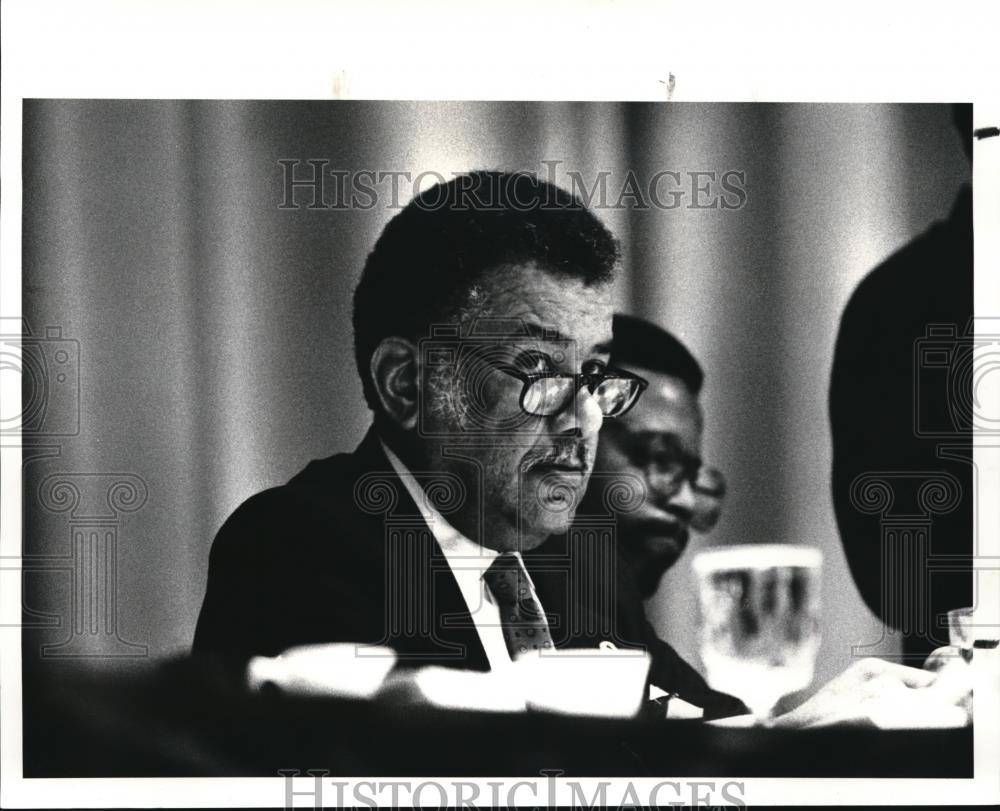 1987 Press Photo Dr. Price M. Cobbs, speaker at Urban League&#39;s anniversary lunch - Historic Images
