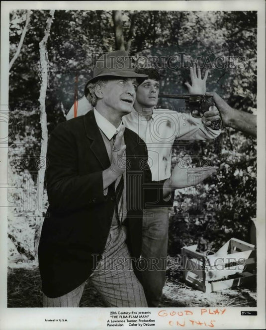 Press Photo George Scott and Michael Sarrazin in the Flim Flam Man movie - Historic Images