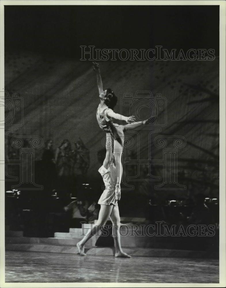 1987 Press Photo Beverly Chambers and Richard Prewitt of Ohio Ballet - cvb14677 - Historic Images