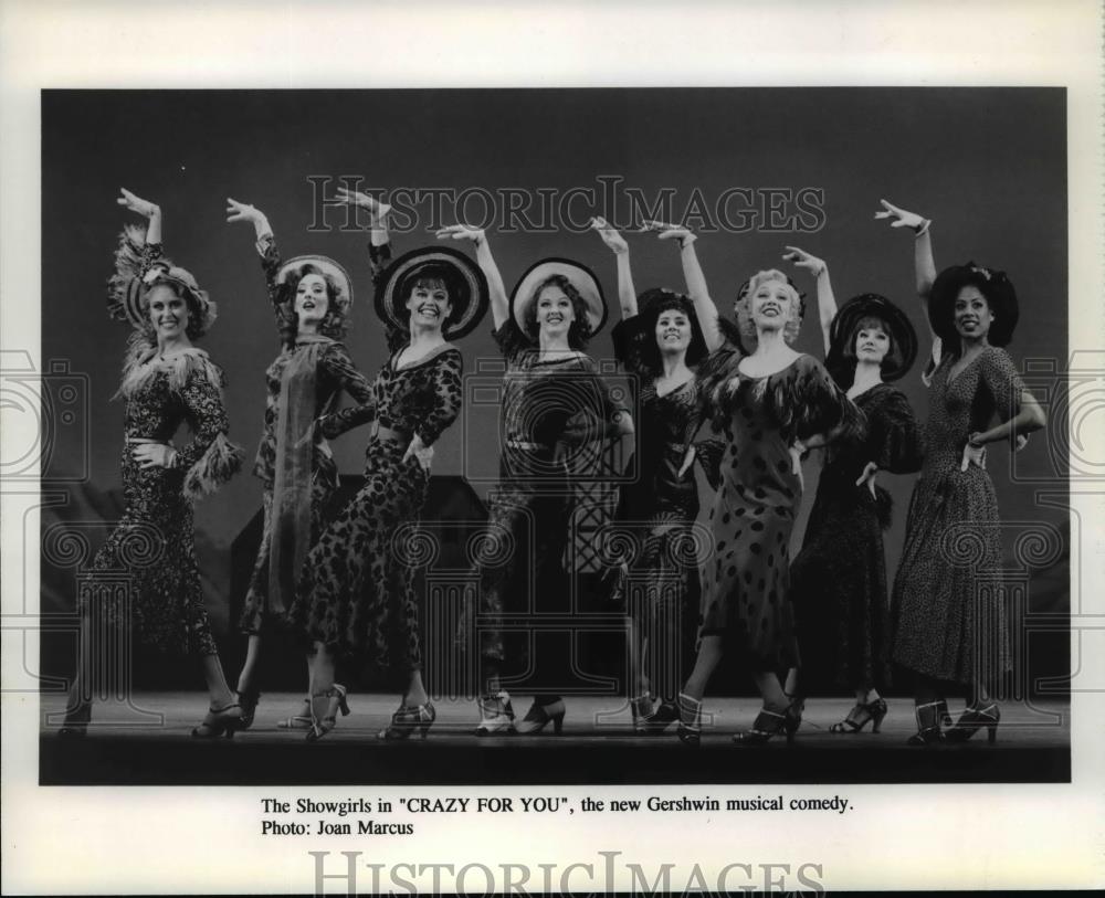 1995 Press Photo The Showgirls in Crazy For You, the new Gershwin musical comedy - Historic Images