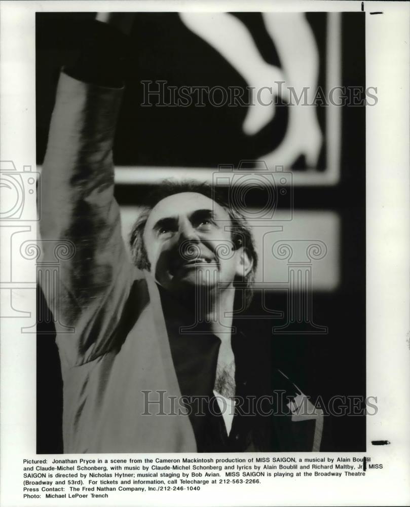 1991 Press Photo Jonathan Pryce in a scene from Miss Saigon - cvb15195 - Historic Images