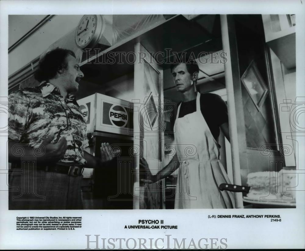 1986 Press Photo Dennis Franz from the film Anthony Perkins in Psycho II - Historic Images