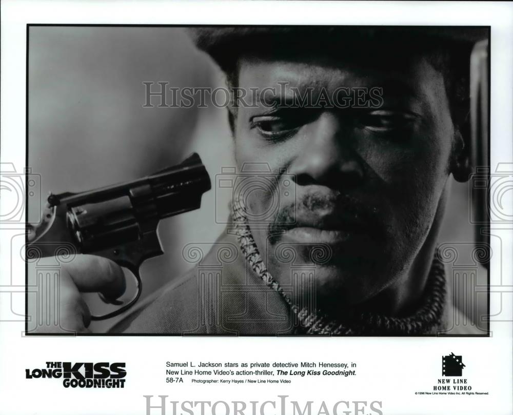 Press Photo Samuel Jackson stars in the film Long Kiss Goodnight - cvb -  Historic Images