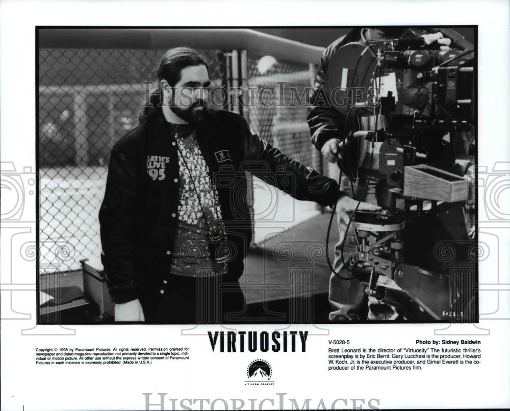 Press Photo Brett Leonard is the director of Virtuosity - cvb15348 - Historic Images