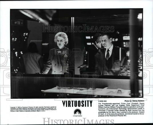 Press Photo A scene from the film Virtuosity - cvb15351 - Historic Images