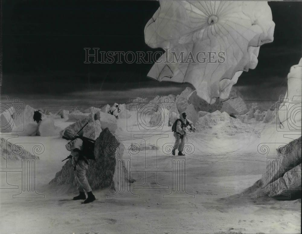 Press Photo Ice Station Zebra - cvp19160 - Historic Images