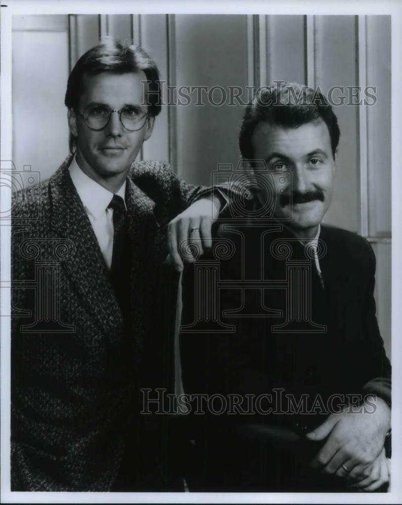 Press Photo Paul Robins and Phil Cowan in Wilton North Report - cvp19513 - Historic Images