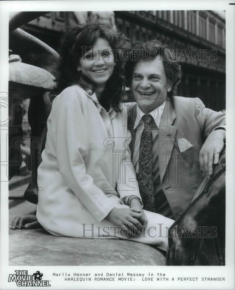 Press Photo Movie Love with a Perfect Stranger - cvp19723 - Historic Images