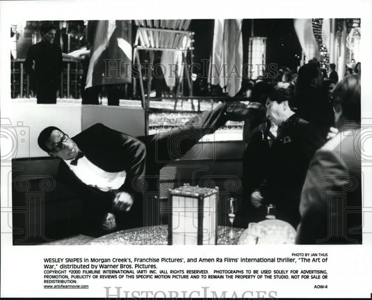 Undated Press Photo Wesley Snipes in "The Art Of War" - cvp39001 - Historic Images