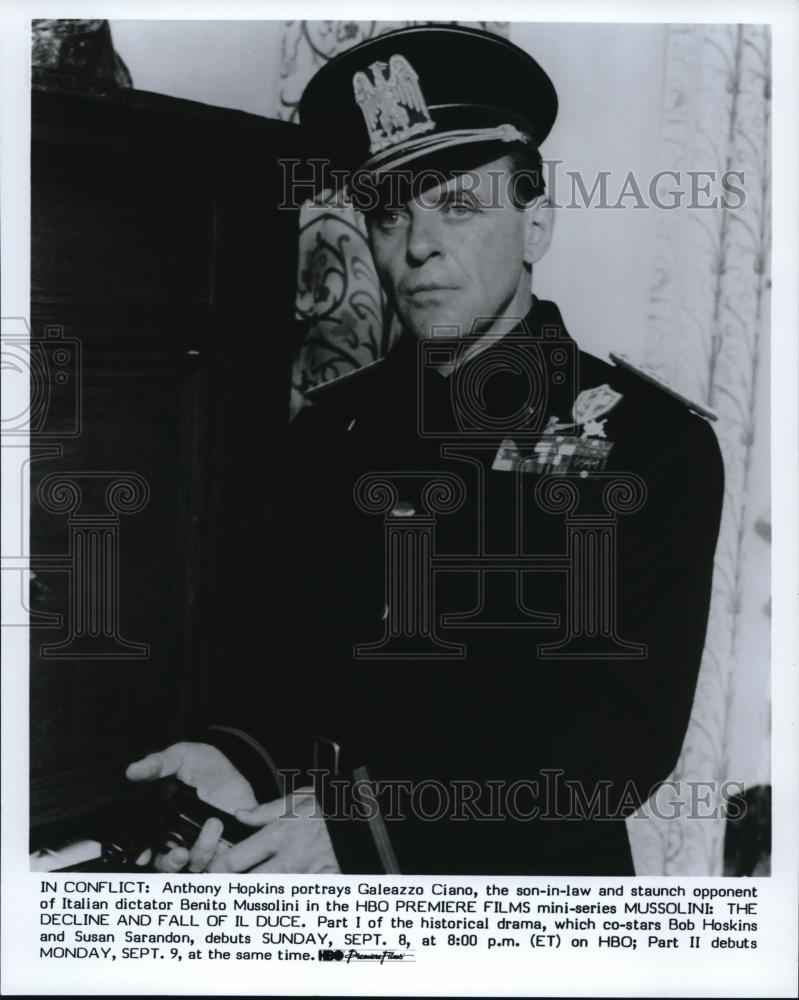 Press Photo Anthony Hopkins in Mussolini: The Rise and Fall of Il Duce - Historic Images