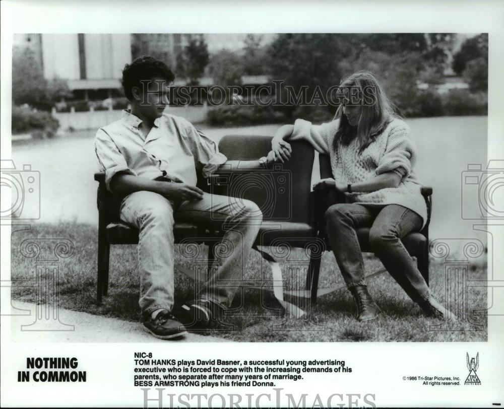 1986 Press Photo Tom Hanks with Bess Armstrong in Nothing In Common - cvp44783 - Historic Images