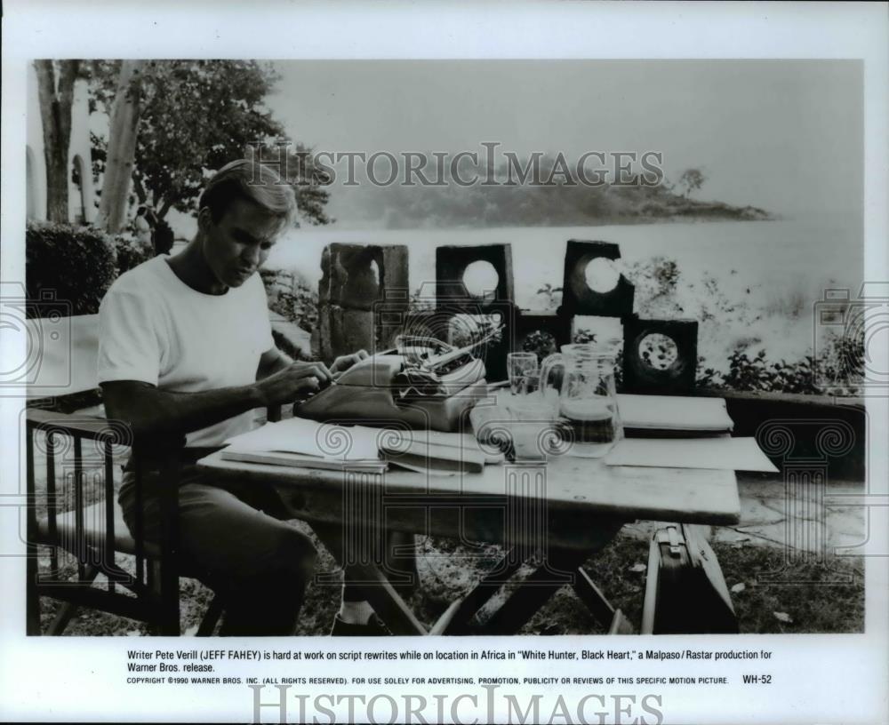 1991 Press Photo Jeff Fahey in White Hunter, Black Heart - cvp44880 - Historic Images