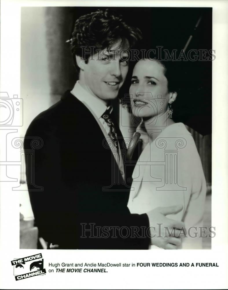 1995 Press Photo Hugh Grany and Andie MacDowell in four Weddings and a Funeral - Historic Images
