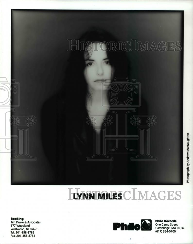 Press Photo Lynn Miles - cvp45604 - Historic Images
