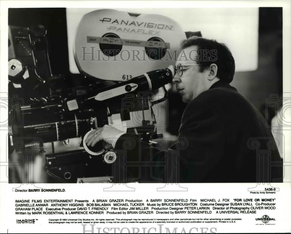 1994 Press Photo Barry Sonnenfeld in For Love Or Memory - cvp45721 - Historic Images