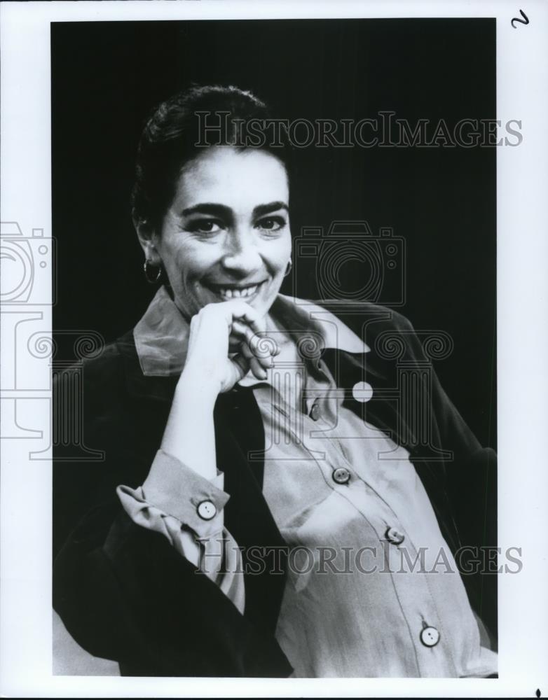 1994 Press Photo Carmen Maura in Between Heaven and Earth - cvp49049 - Historic Images