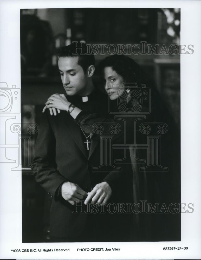 1998 Press Photo Sonia Braga, Kamar De Los Reyes in Four Corners - cvp50543 - Historic Images